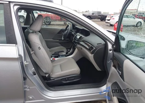 2016 Honda Accord Ex-L z USA, uszkodzony, nr VIN 1HGCR2F94GA125433